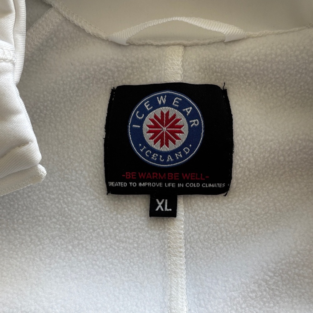 Women's White Ski Jacket - Picture 2 of 3
